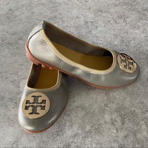 NWOB Tory Burch ballet flats women size 7 silver